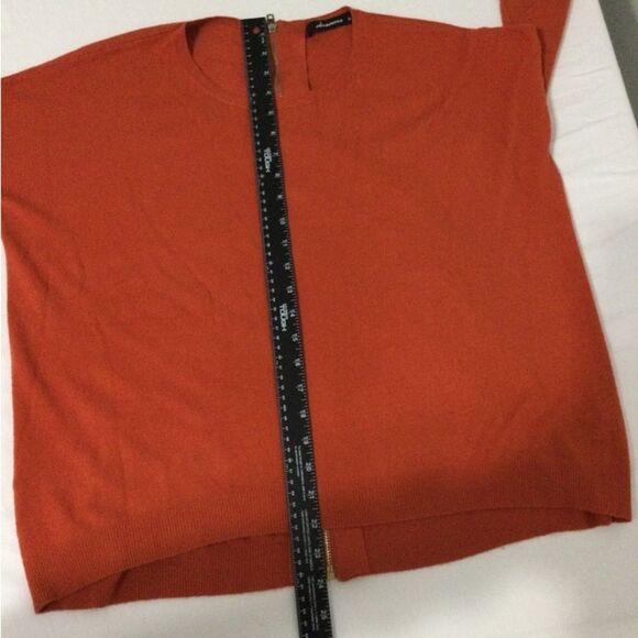 Olivaceous Sweater Women’s Size Medium Burnt Orange Long Sleeve Zipper Back - Picture 8 of 10